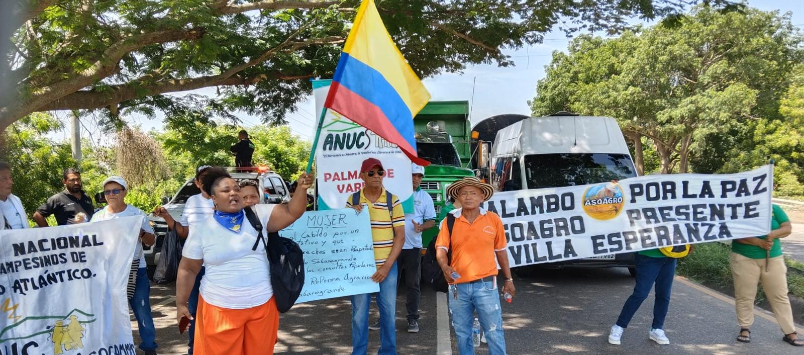 Bloqueo en la vía Oriental.