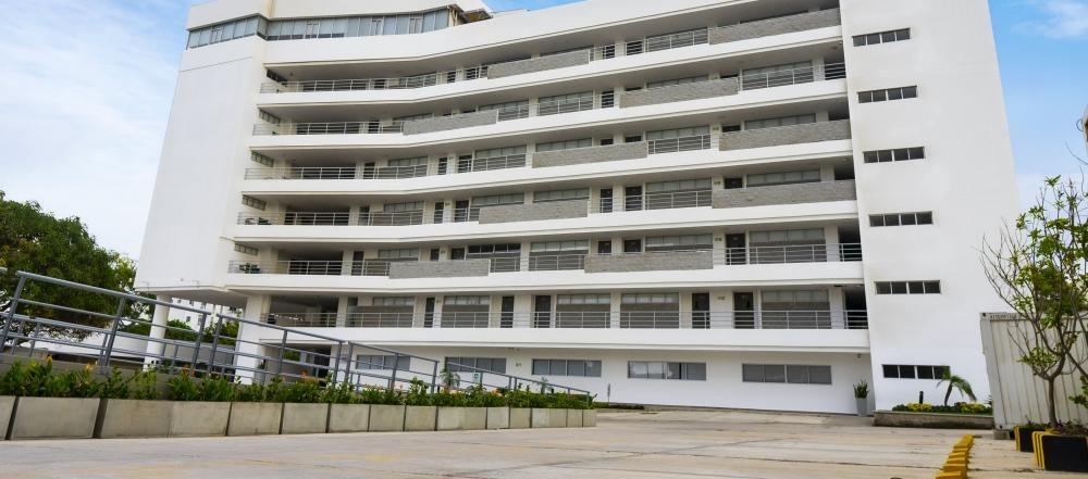 Fachada de la Universidad de la Costa. 