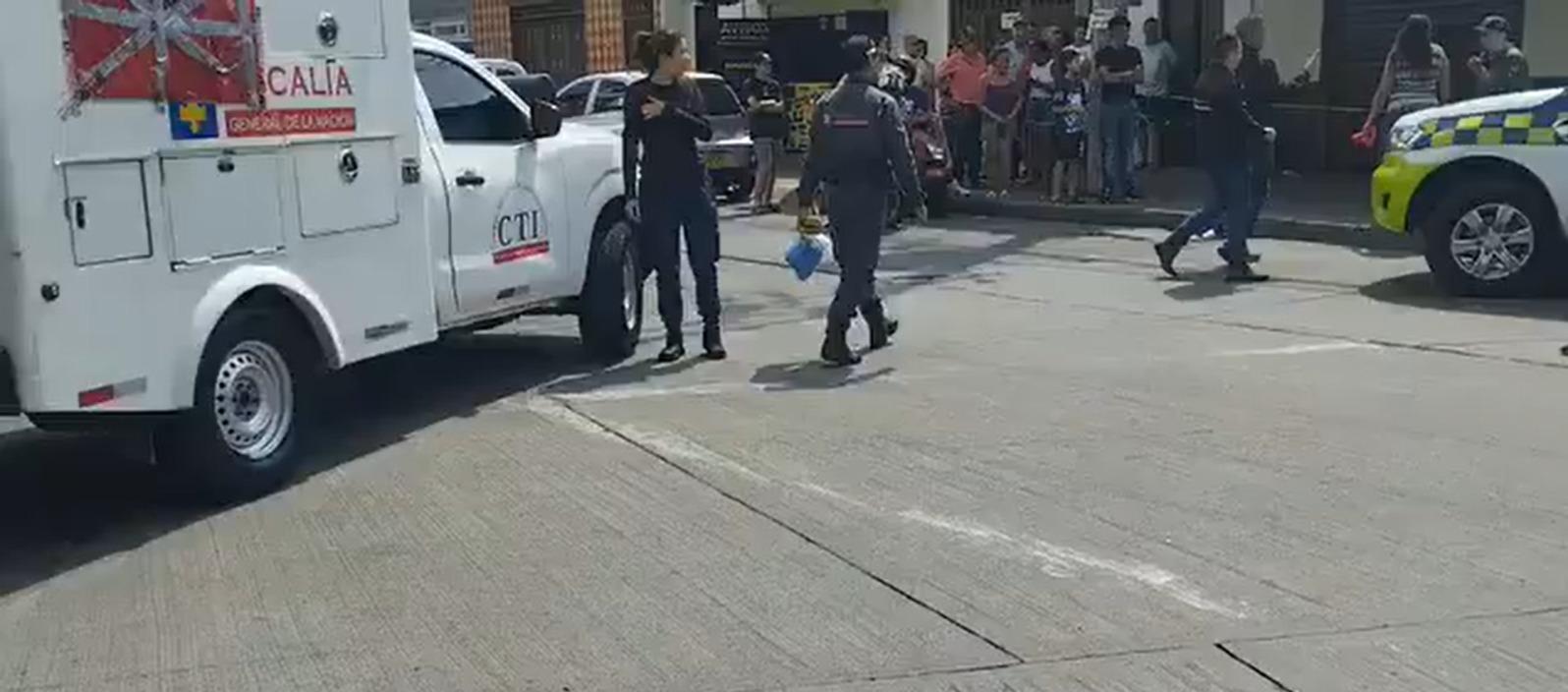 Autoridades llegaron al lugar de los hechos, que ocurrieron en el sur de Cali.