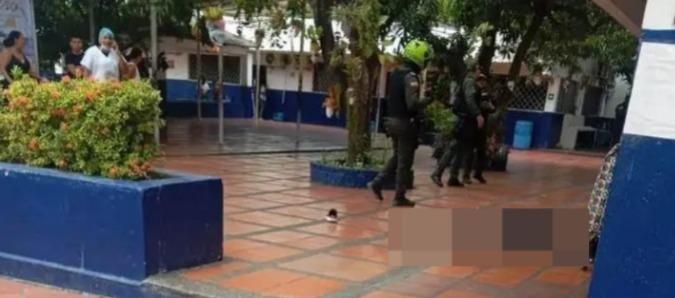 El ataque ocurrió en la Institución Educativa Soledad Acosta de Samper.