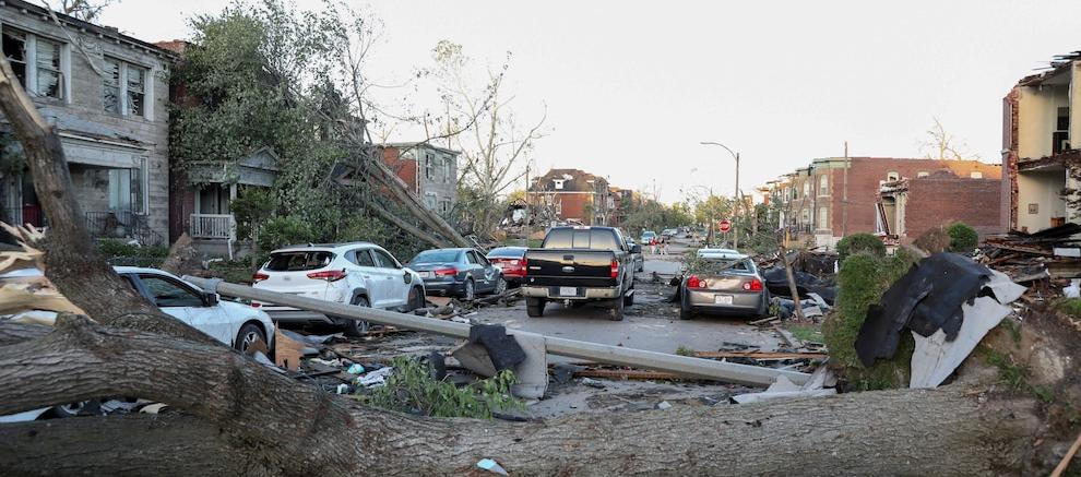Daños por uno de los tornados en Estados Unidos.