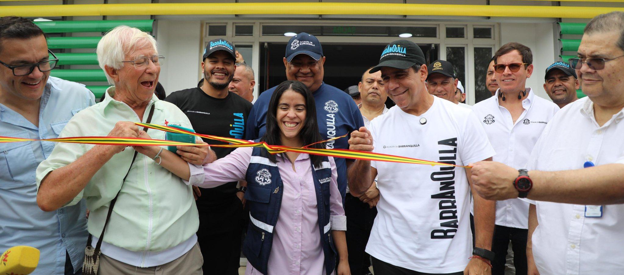 El acto de inauguración del nuevo hospital.