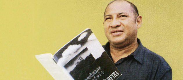 El poeta barranquillero José Luis Hereyra. 