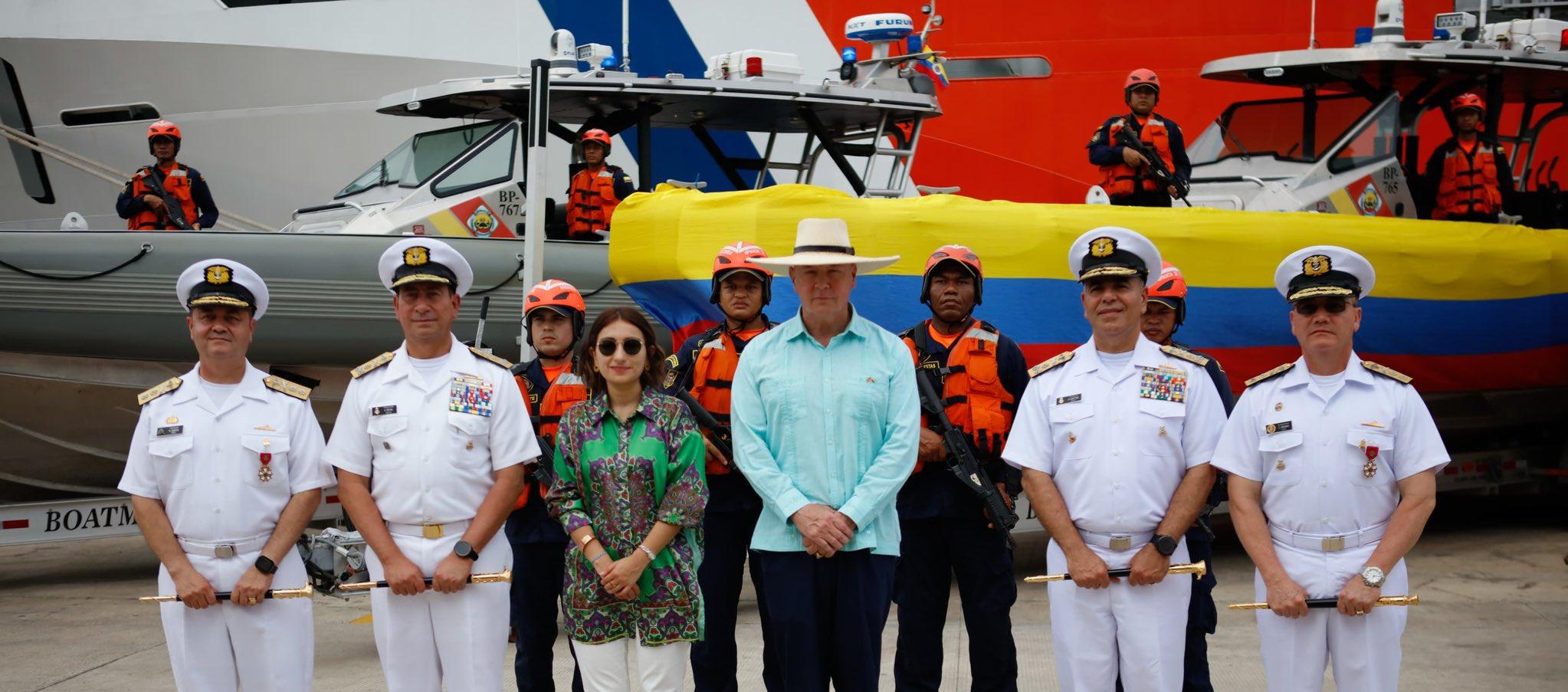 La donación fue formalizada durante ceremonia en la que participaron la Canciller Laura Sarabia y  el encargado de negocios de la Embajada de EE.UU. John McNamara.