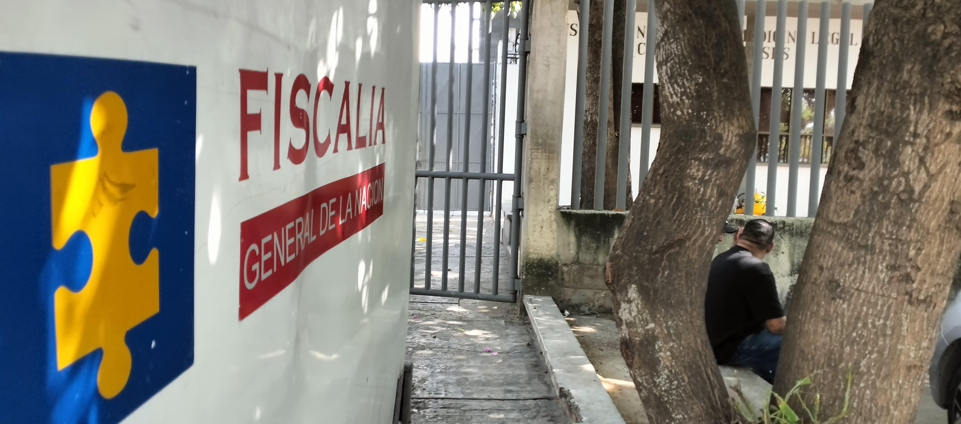 El cuerpo de la mujer fue trasladado a Medicina Legal. 