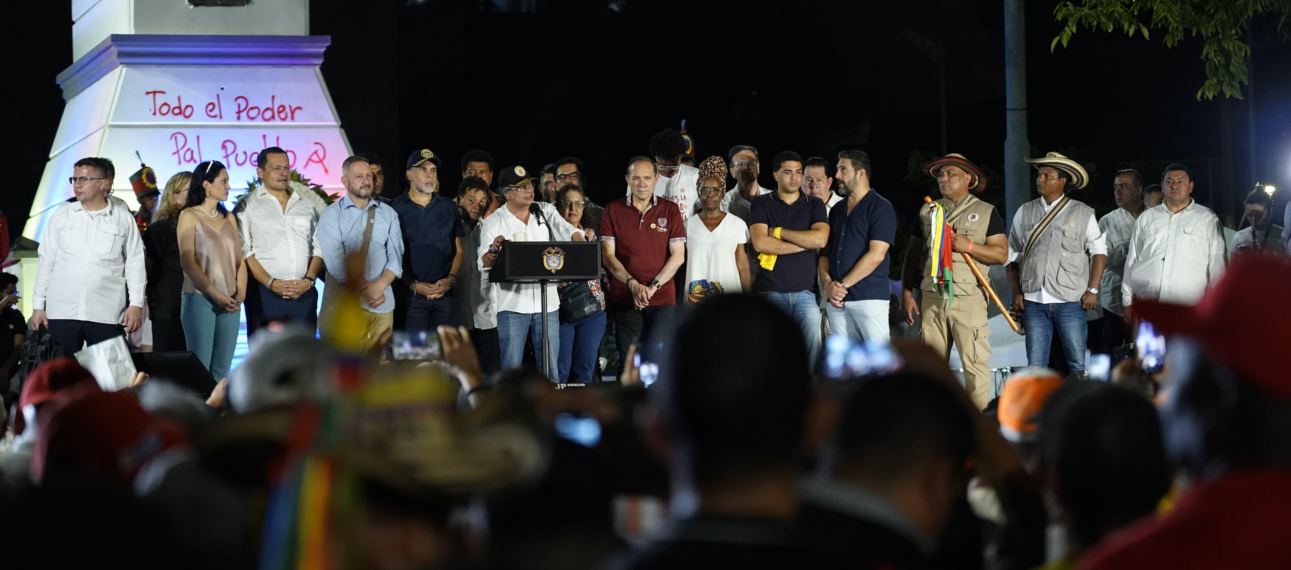 El Presidente Gustavo Petro esta noche en el Paseo Bolívar de Barranquilla. 