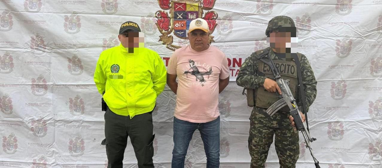  Luis Emir Alarcón Niño alias 'Puchica' o 'Negro'.