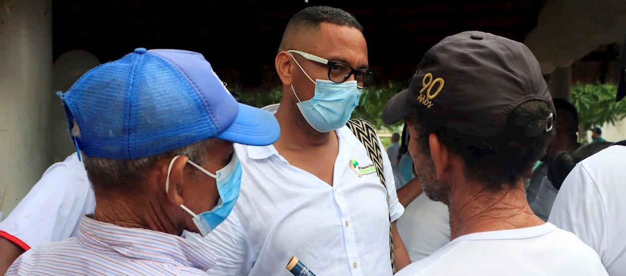 Uber Enrique Banquez Martínez, alias ‘Juancho Dique’ (centro).