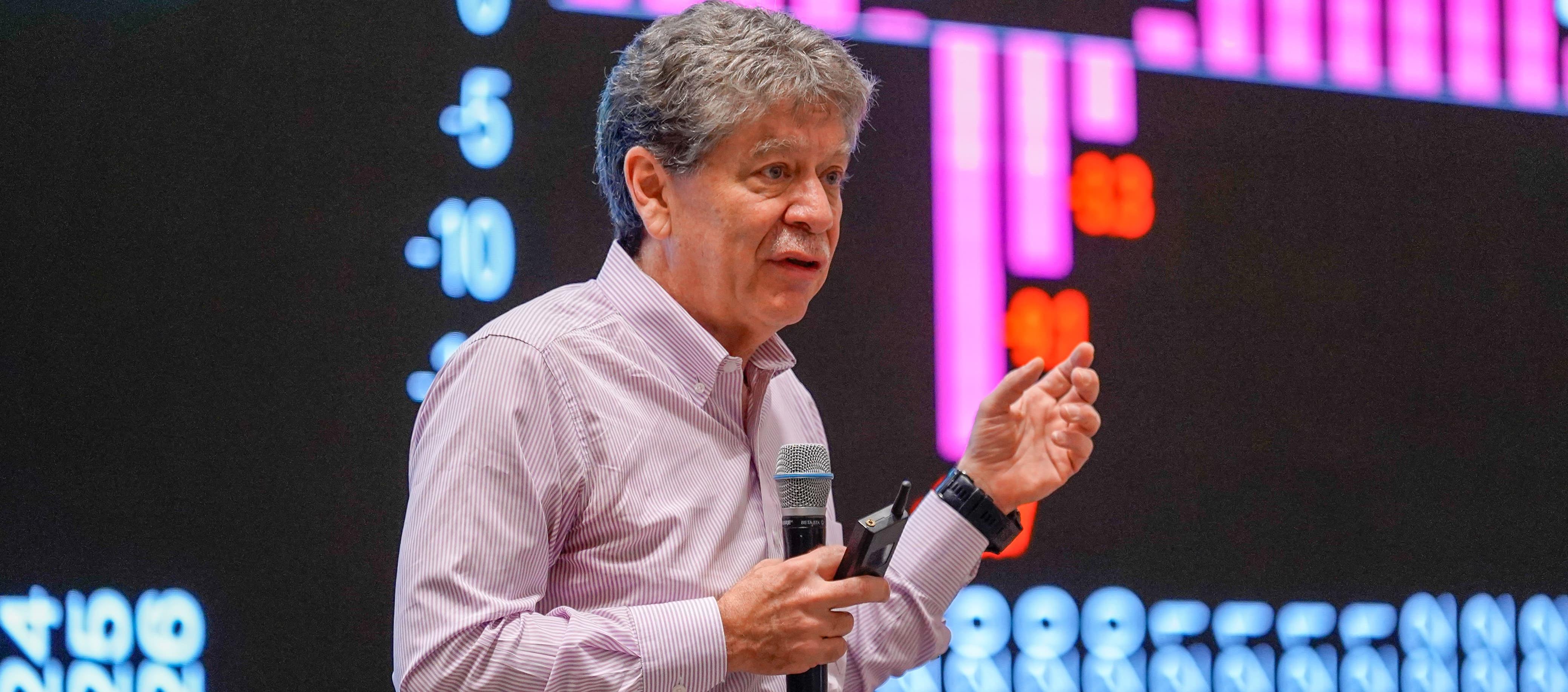 Bruce Mac Master, presidente de la Andi.