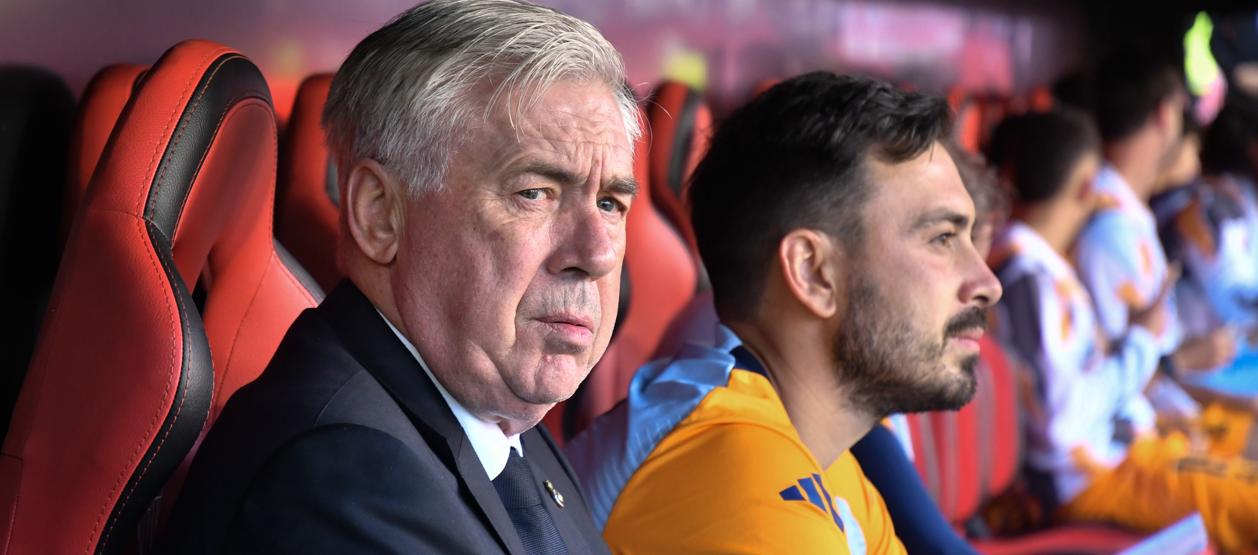 Carlo Ancelotti, nuevo seleccionador de Brasil, con su hijo Davide.