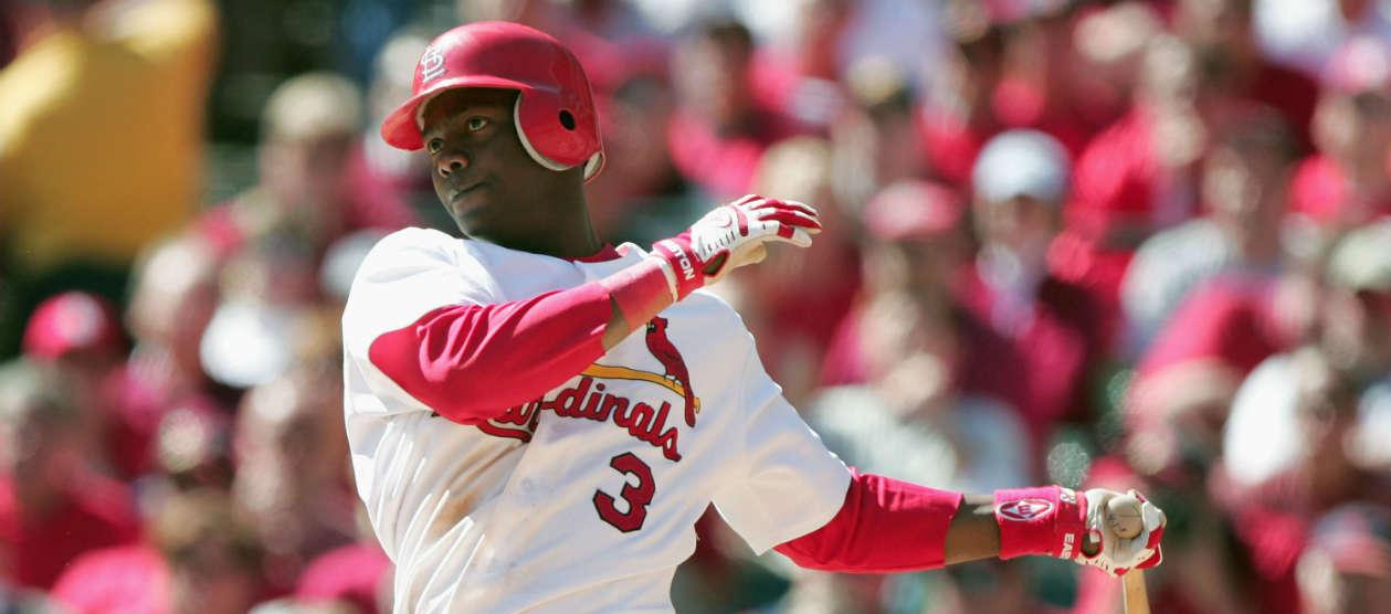 Édgar Rentería lució el uniforme de los Cardenales entre 1999 y 2004.