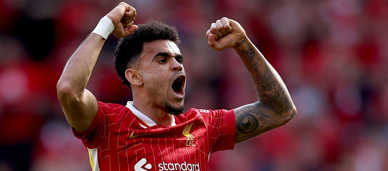 Luis Díaz se coronó campeón de la Premier League con el Liverpool. 