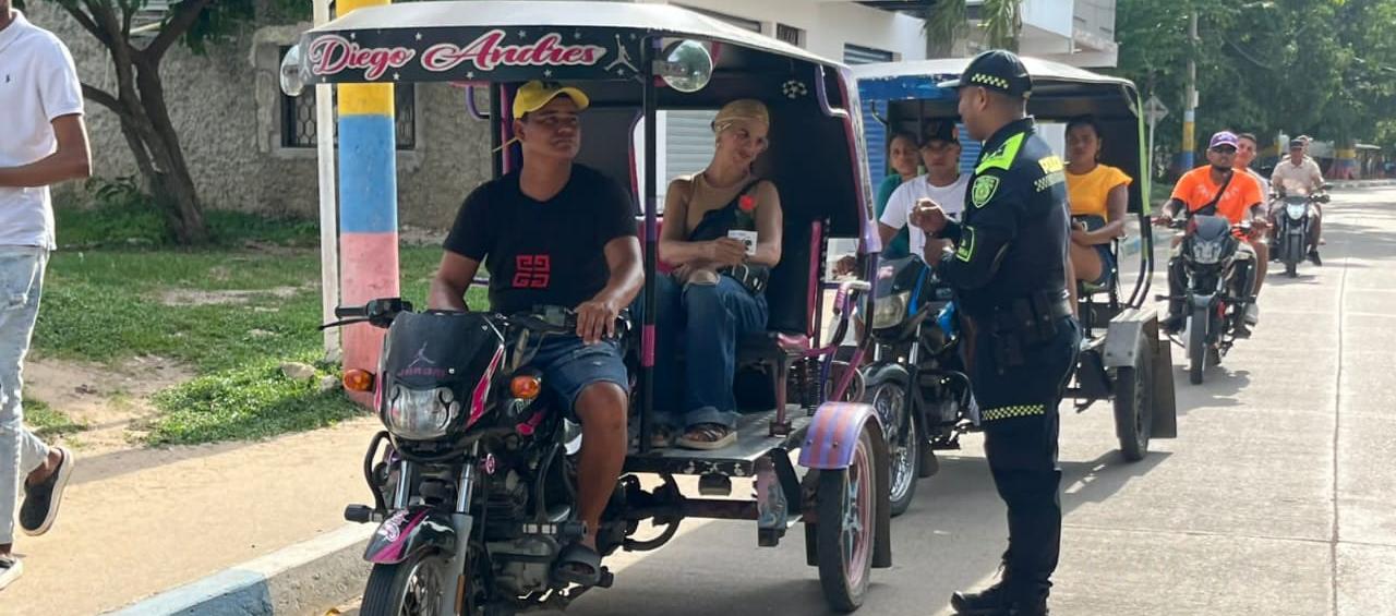 Policía durante los operativos en Atlántico.