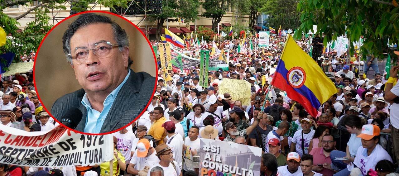 Asistencia masiva en el cabildo popular en Barranquilla. 