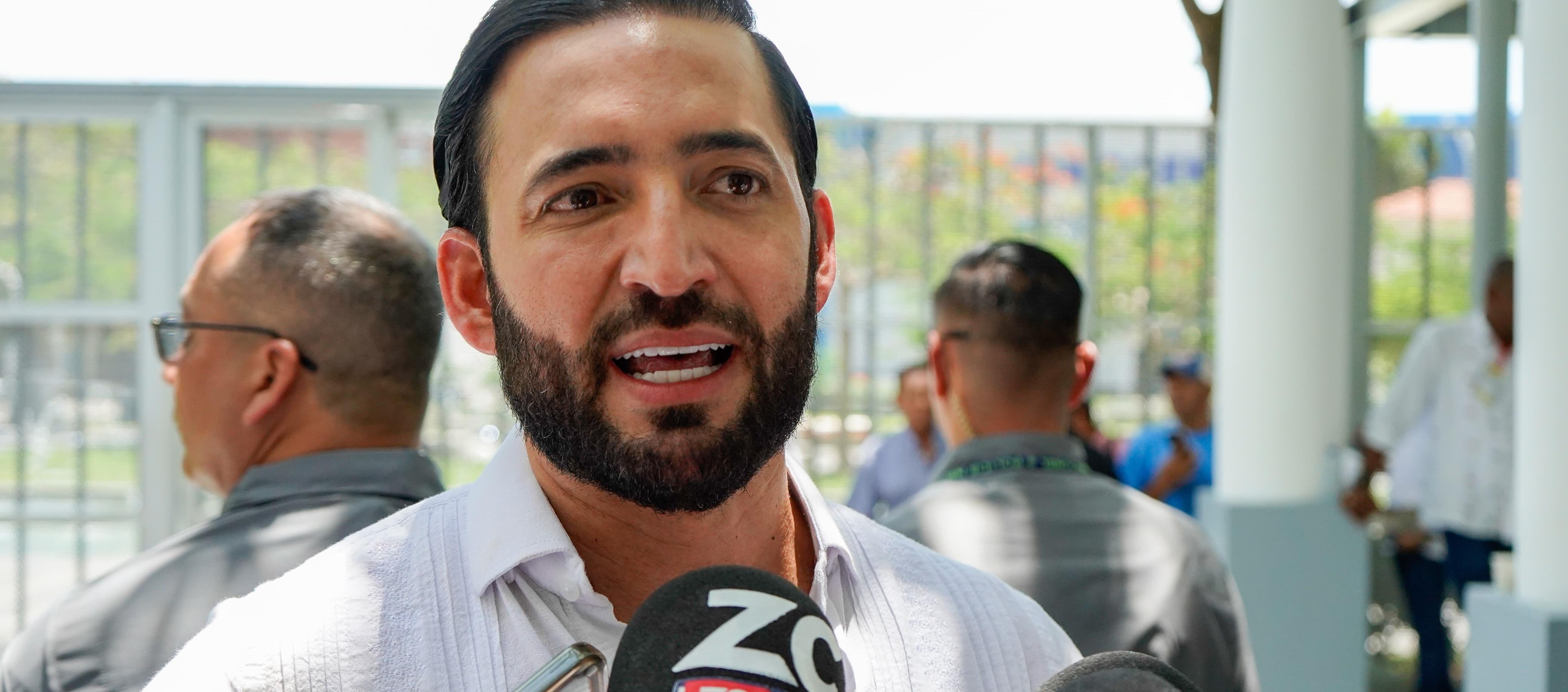 Carlos Zuluaga, Vicecontralor General de la República. 