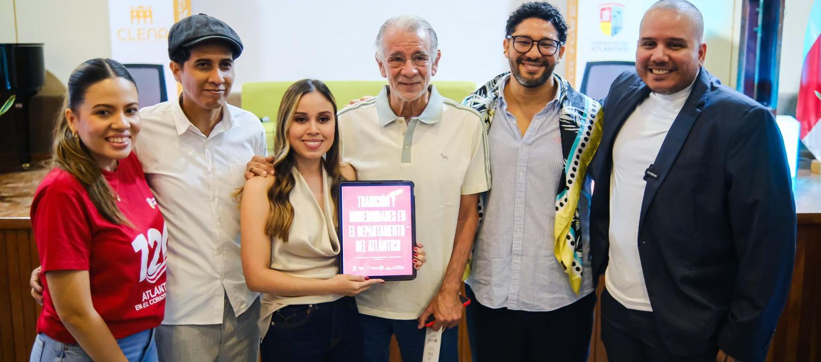 Secretaria de Cultura y Patrimonio, Verónica Cantillo, representantes y el gobernador Eduardo Verano durante la firma. 