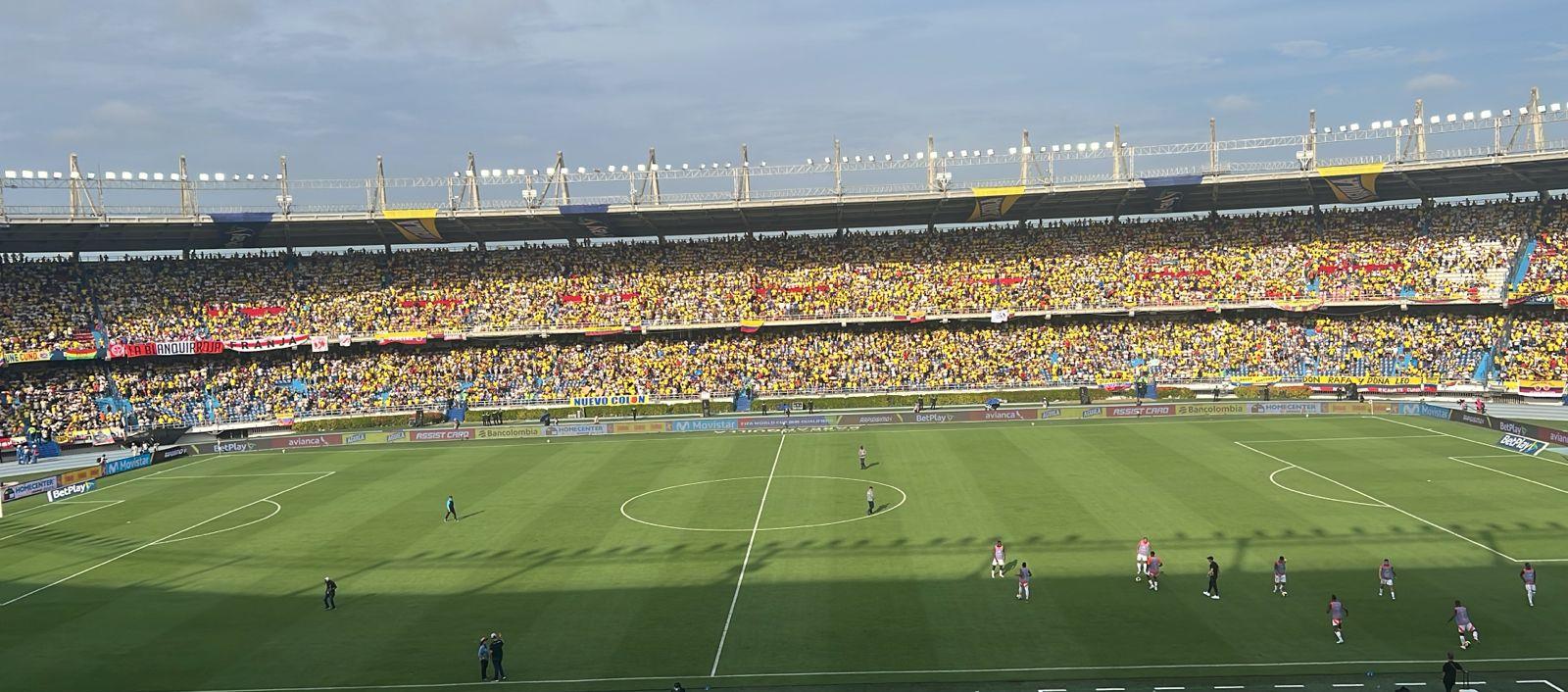 Colombia vs. Perú en el estadio Metropolitano.