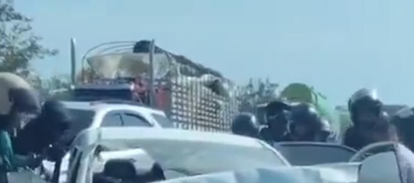 Uno de los vehículos involucrados en el accidente.