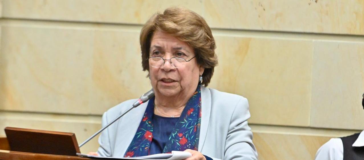 Senadora Aída Avella.