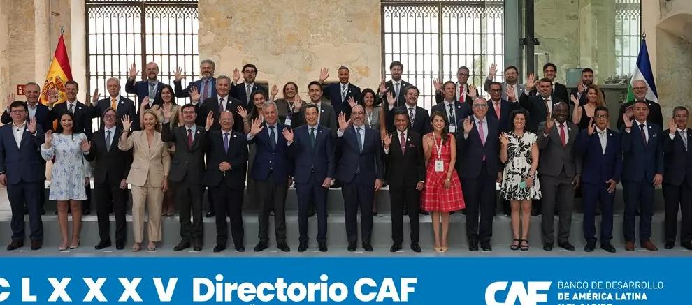 Asistentes a la reunión de Directorio, Banco de Desarrollo de América Latina y el Caribe.