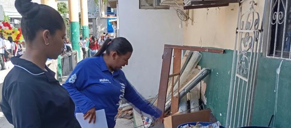 Control del dengue en colegios. 