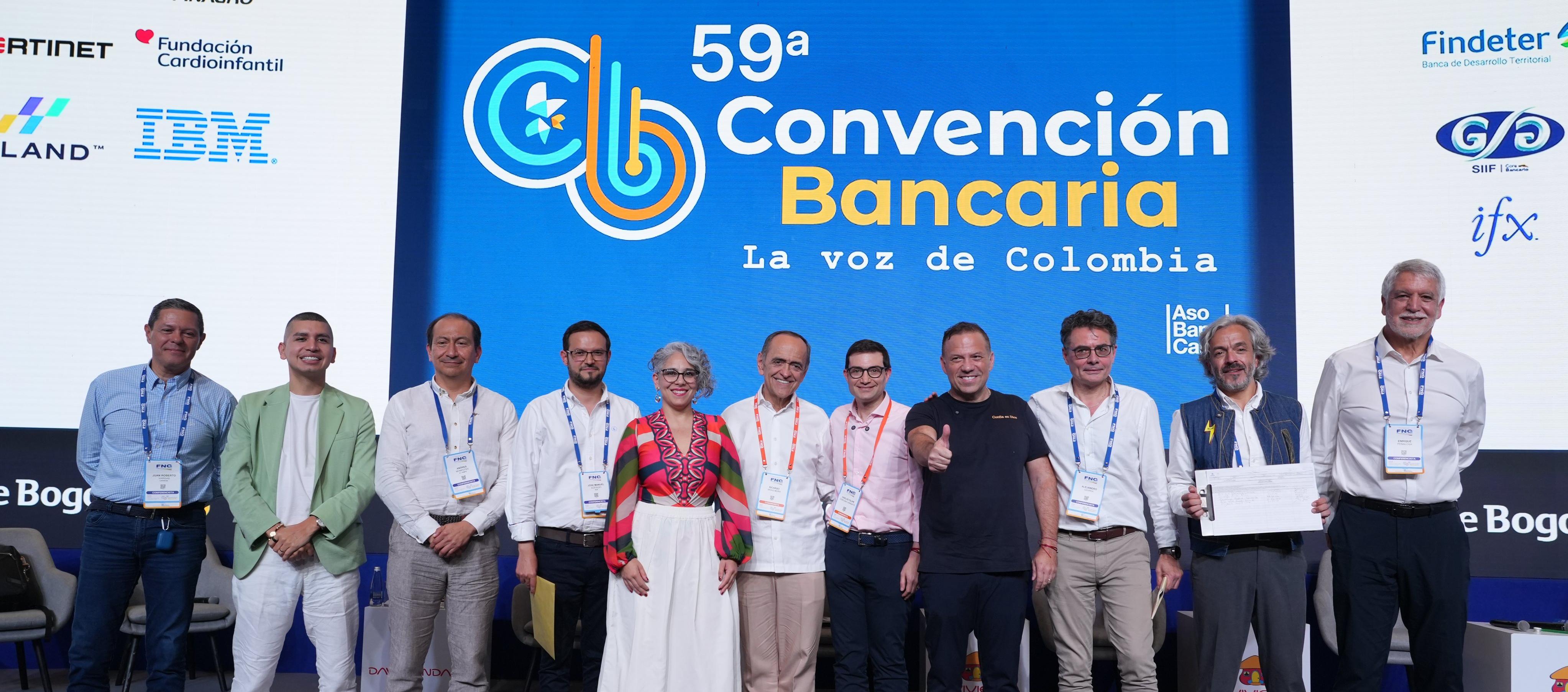 Los candidatos presidenciales en la LIX Convención Bancaria.