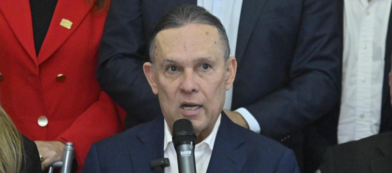 El presidente del Senado, Efraín Cepeda.