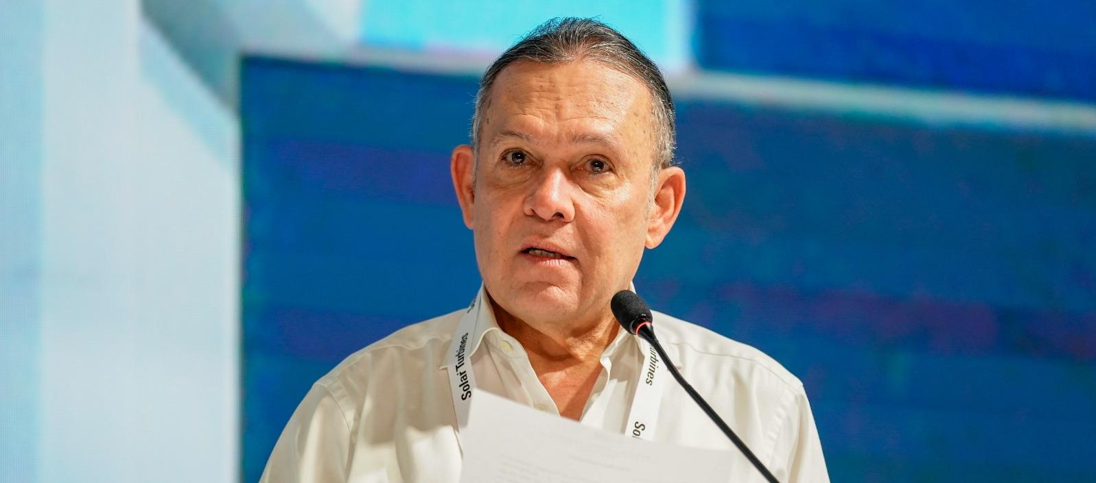 Efraín Cepeda, presidente del Senado.