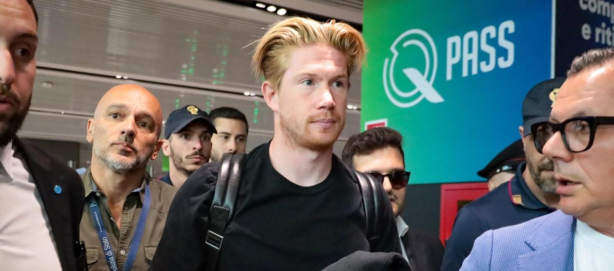 Kevin De Bruyne en su llegada a Roma.