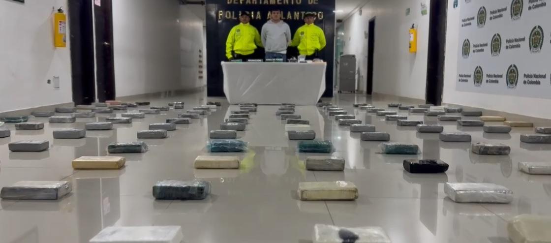 Hombre capturado y droga incautada en Alameda del Río. 