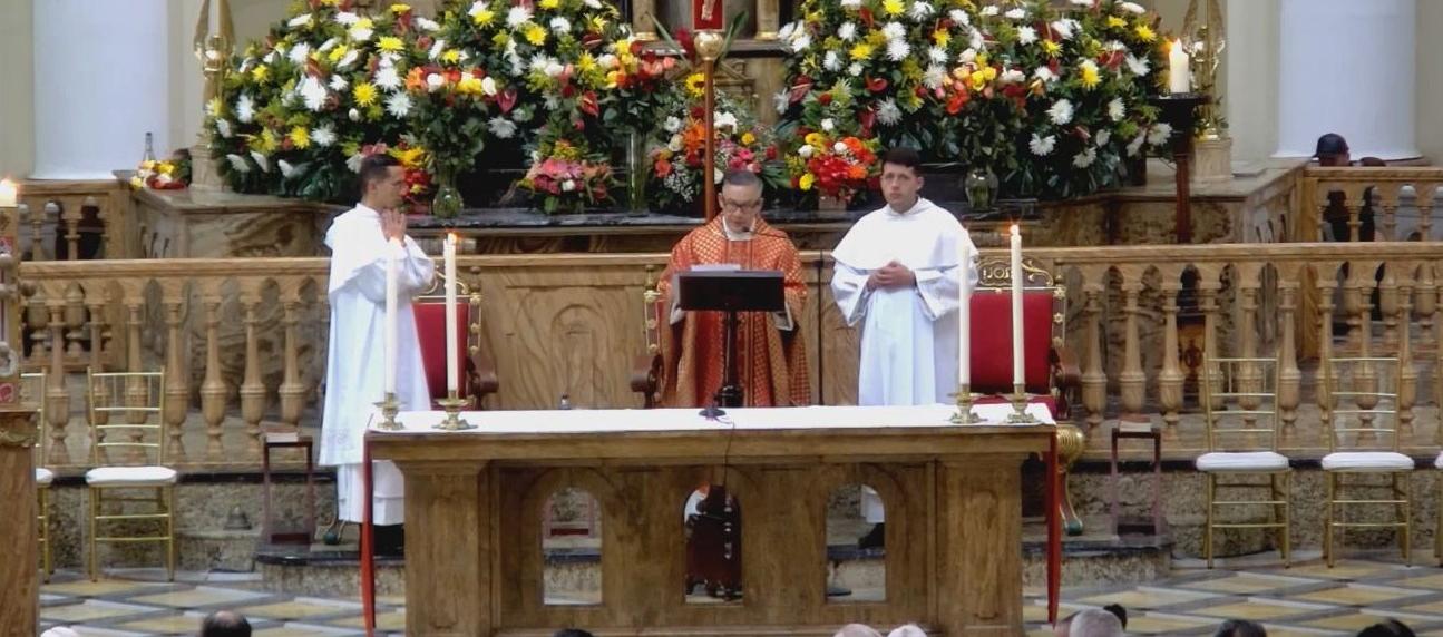 Imagen durante la eucaristía en la Basílica de Nuestra Señora del Rosario de Chiquinquirá.