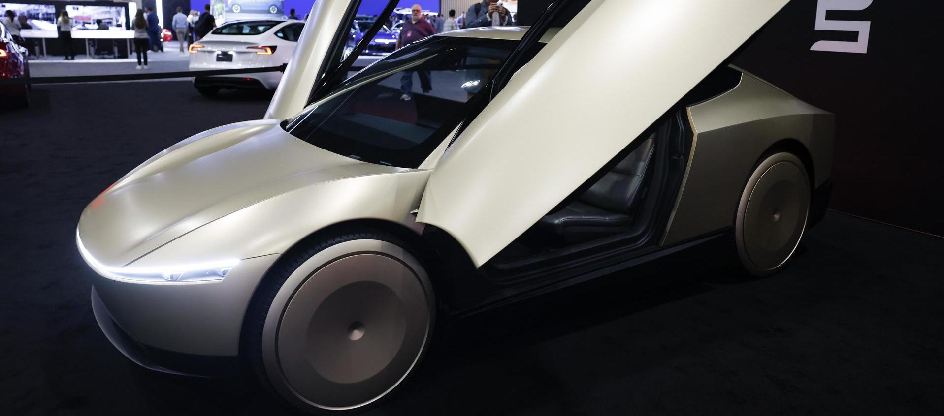 Fotografía de un automóvil de la marca Tesla. 