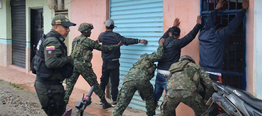 Momento de la captura de varios secuestradores.
