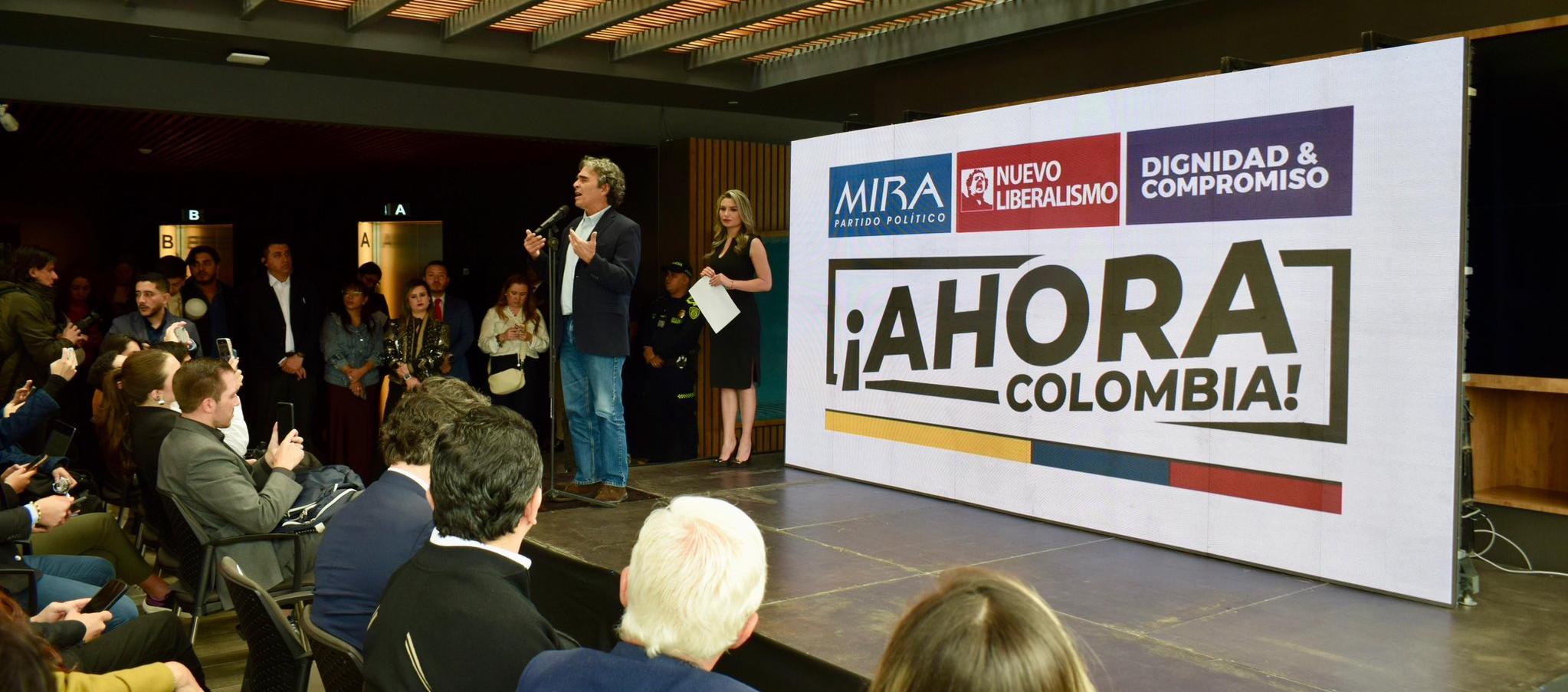 Lanzamiento de la coalición Ahora Colombia.