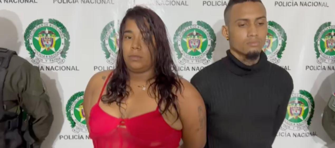 Los dos capturados por parte del Gaula de la Policía. 