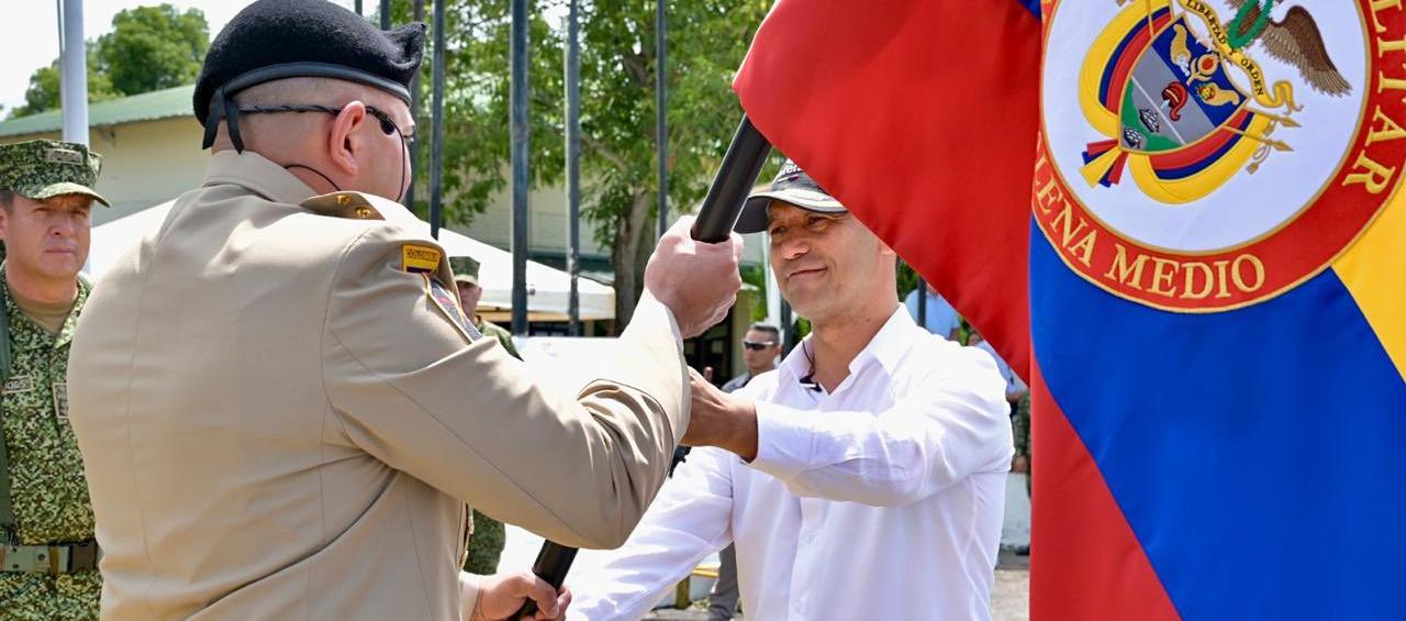 Pedro Sánchez, ministro de Defensa