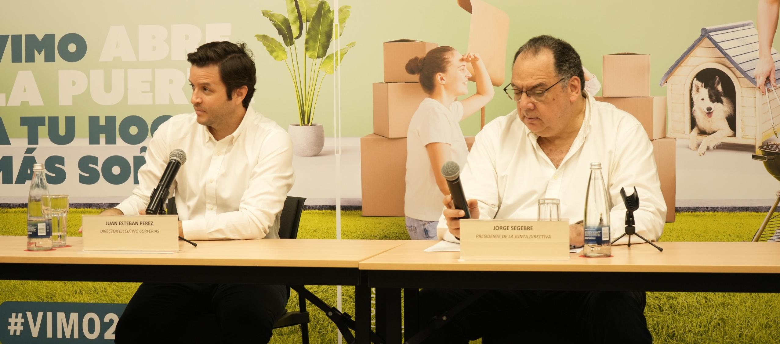 Juan Esteban Pérez, director de Corferias, y Jorge Segebre, directivo de Camacol Atlántico.