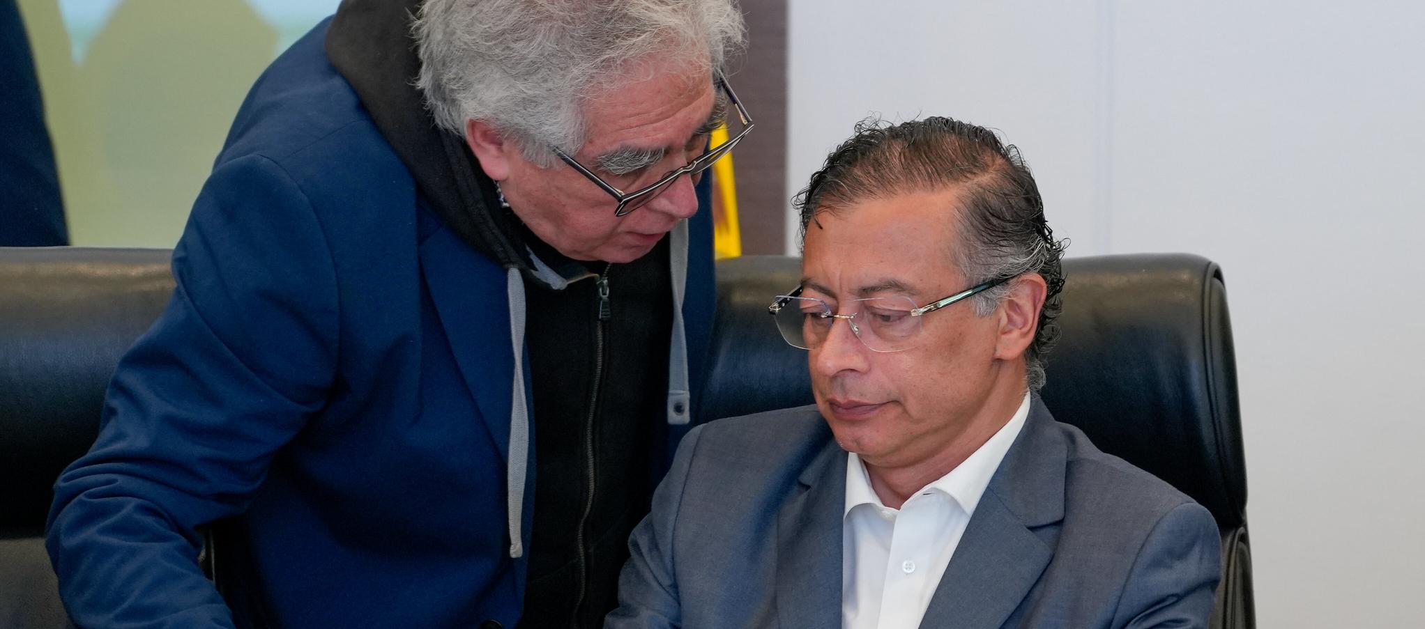 El director de la UNP, Augusto Rodríguez, y el Presidente Petro.