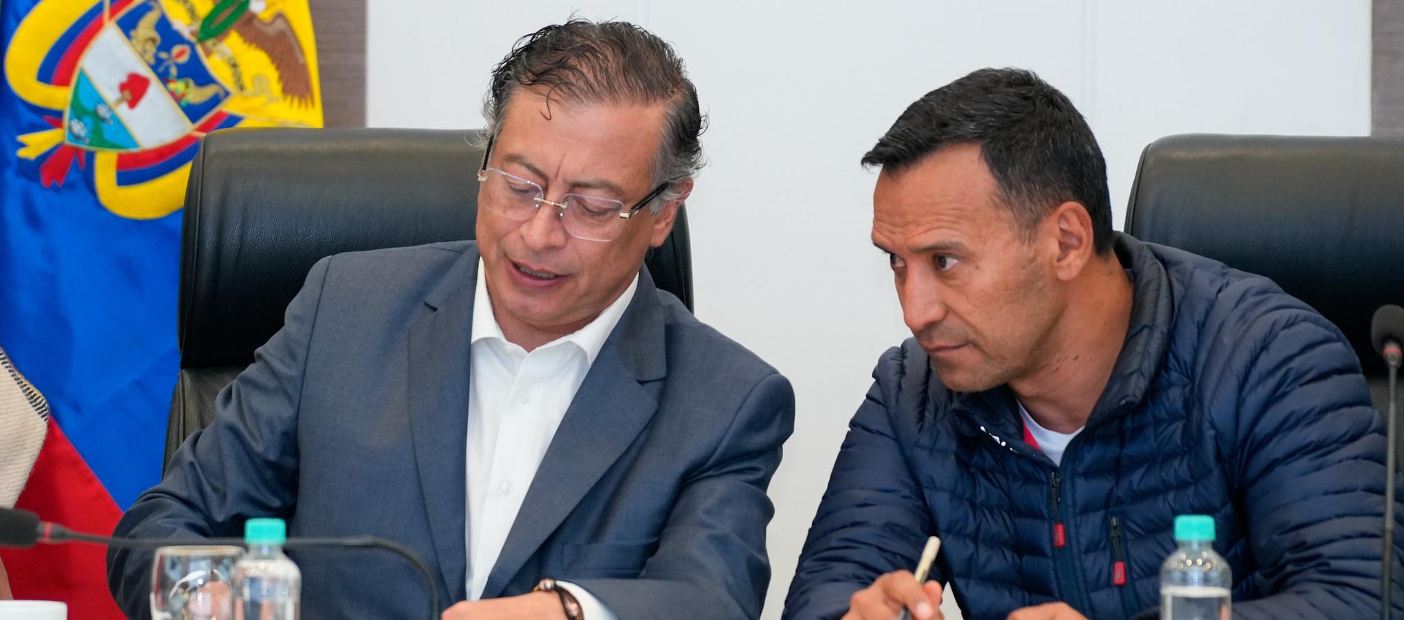 El Presidente Gustavo Petro y el Ministro de Defensa, Pedro Sánchez.