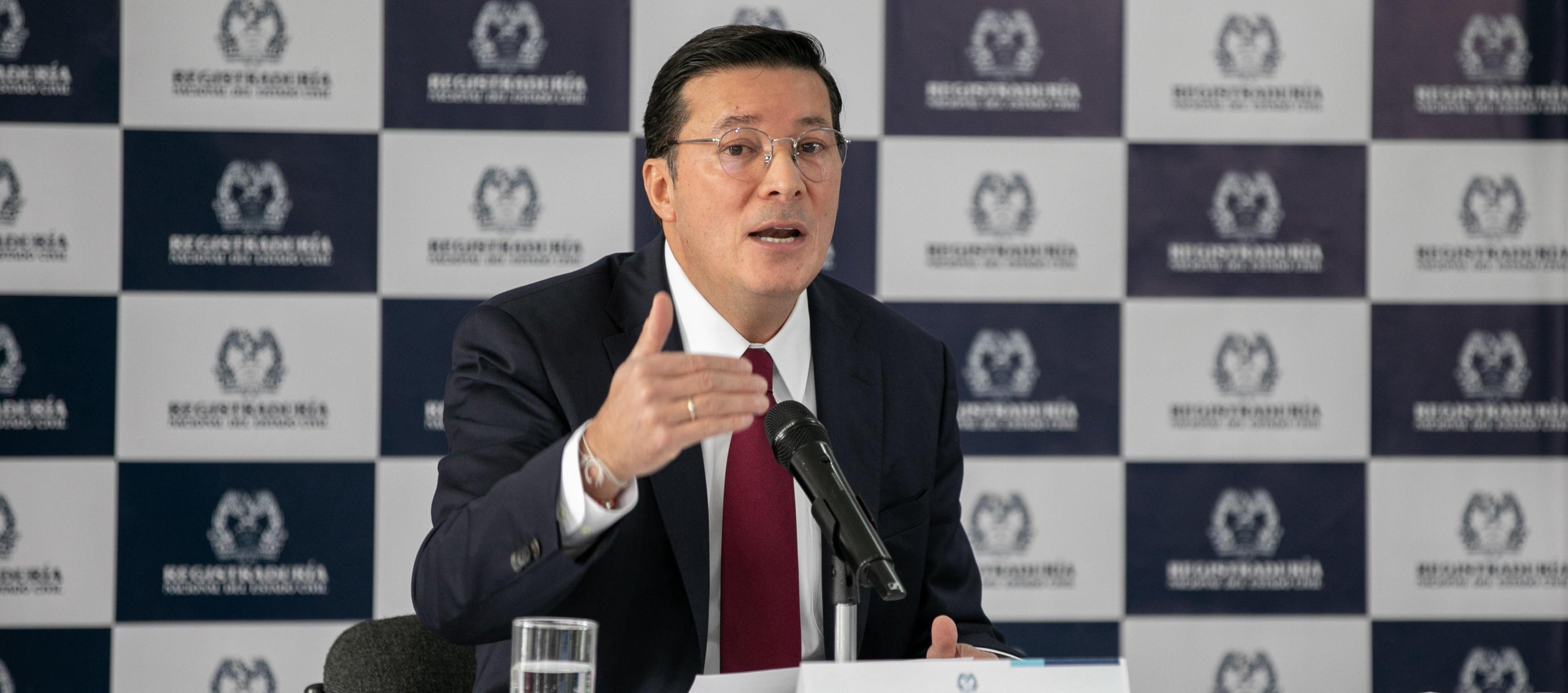 Registrador Nacional Hernán Penagos.