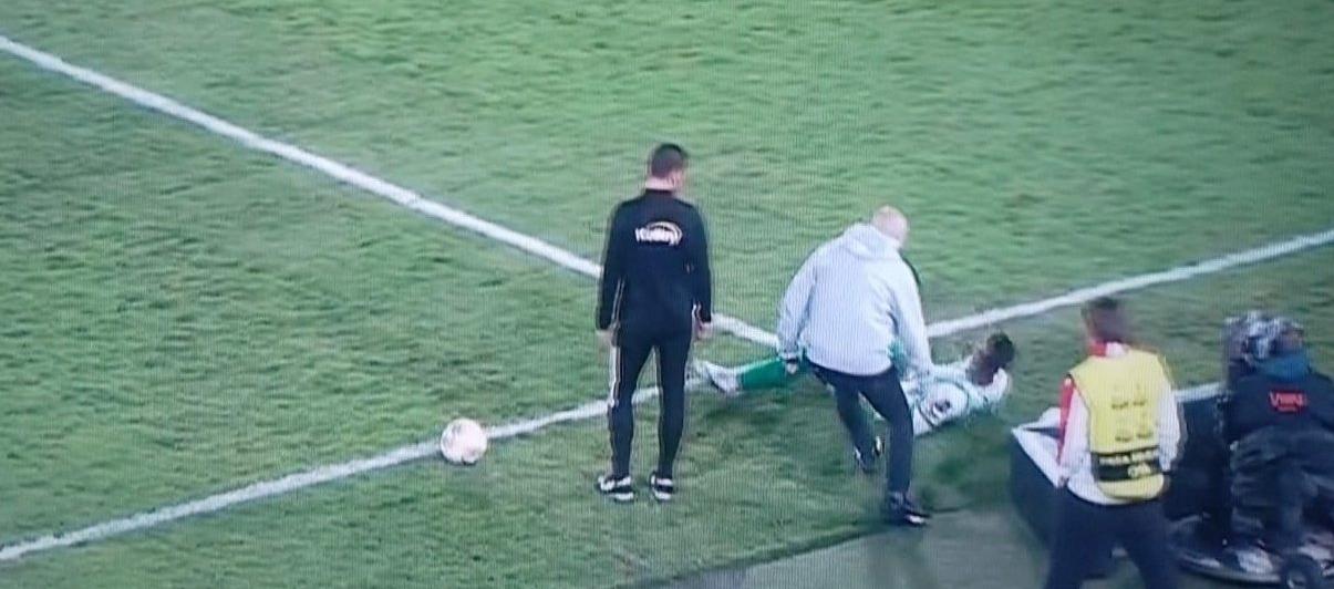 Andrés Felipe Román en el piso.