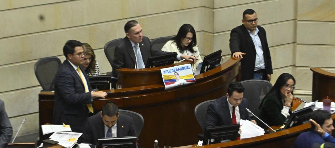 Mesa directiva del Senado durante la sesión de hoy.