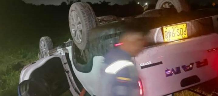 Volcamiento de vehículo.