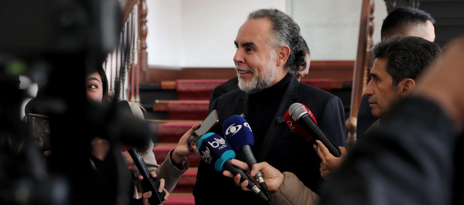 Armando Benedetti, ministro del Interior. 