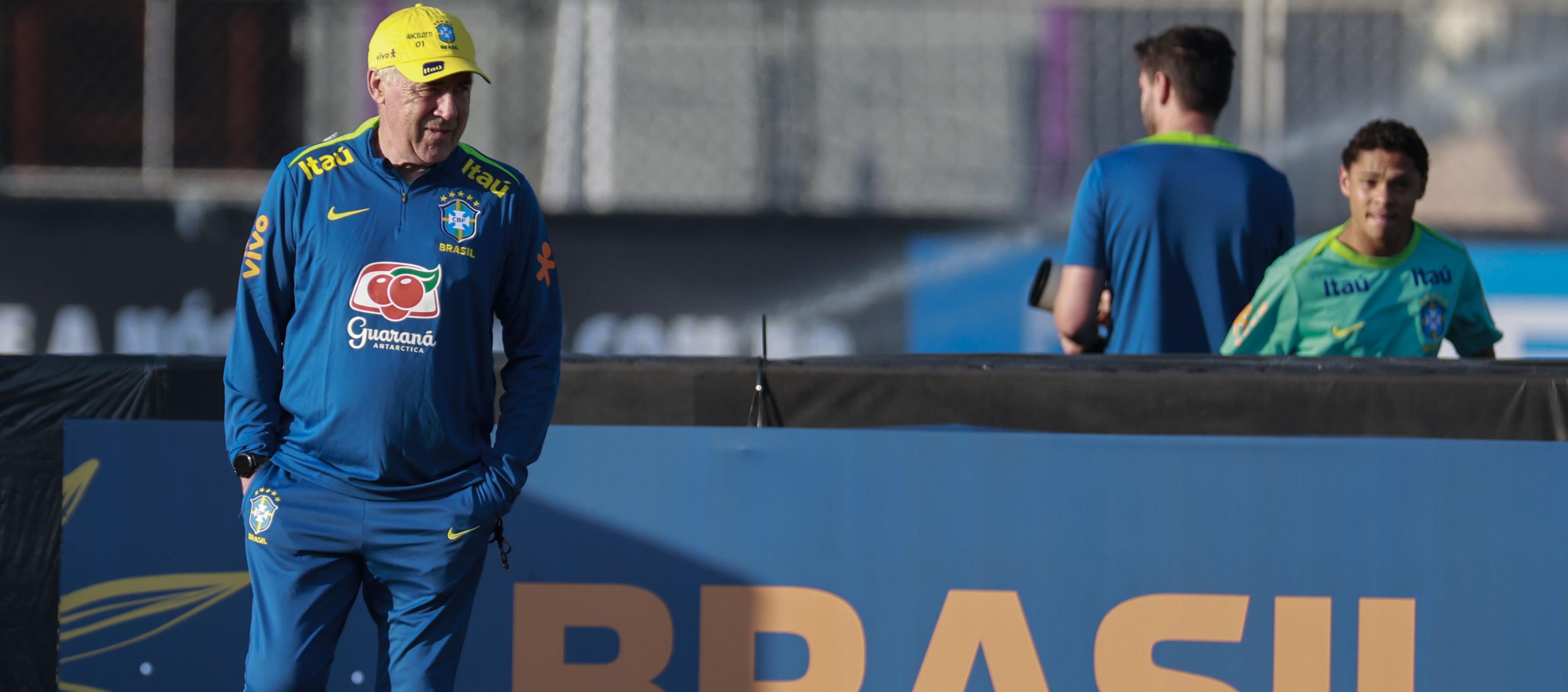 Carlo Ancelotti dirigió su segunda práctica en la sede deportiva del Corinthians.