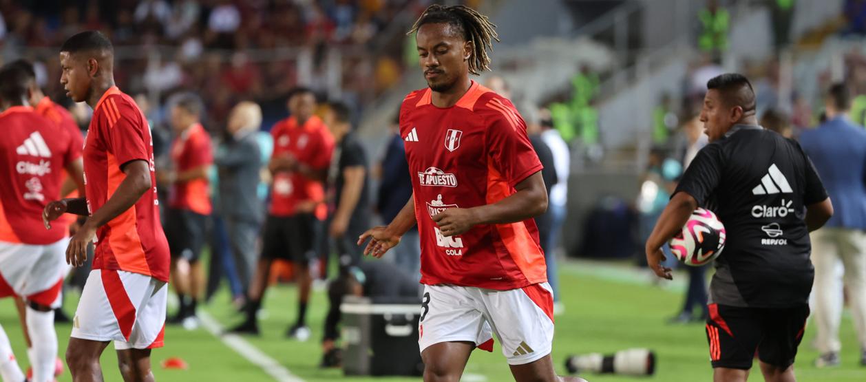 El peruano André Carrillo, centrocampista del Corinthians de Brasil.