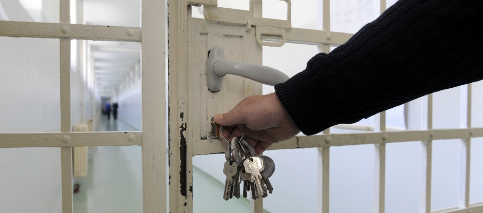 Advirtió que cualquier omisión en el abastecimiento de alimentación adecuada configura un trato cruel, inhumano y degradante.