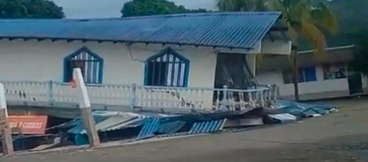 Daños estructurales en viviendas por sismo en Cundinamarca.