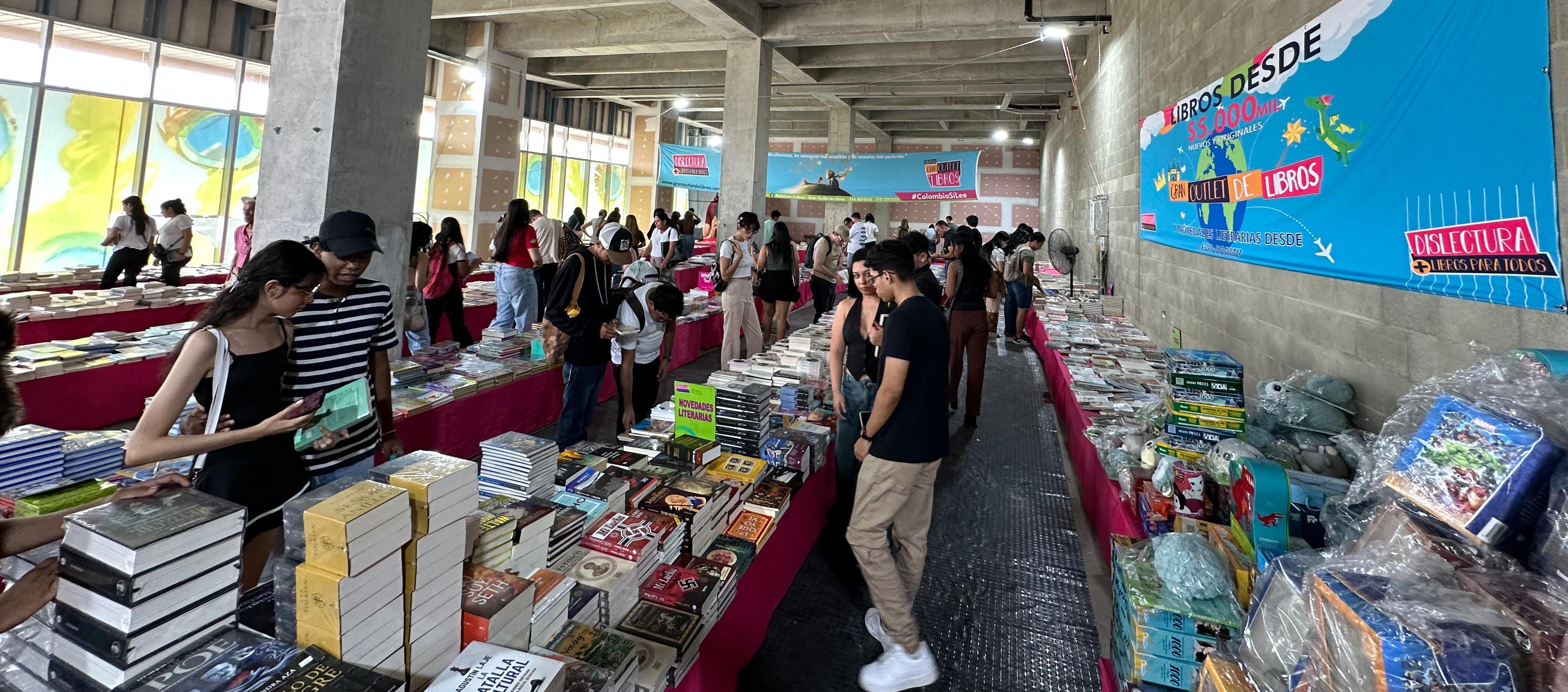 El evento se lleva a cabo en el Centro Comercial Parque Alegra.