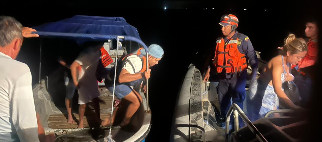 Armada en momentos del rescate de las personas. 